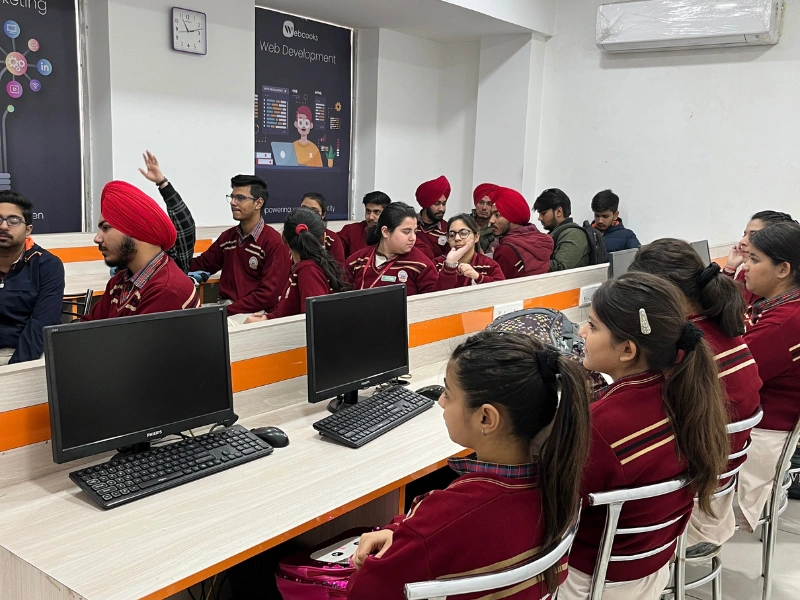 Interactive session with DAV students at Webcooks Digital Marketing Institute